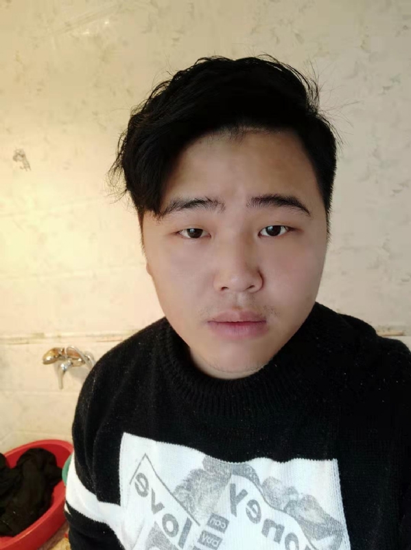 小李的第一张照片--晋江认干亲服务网