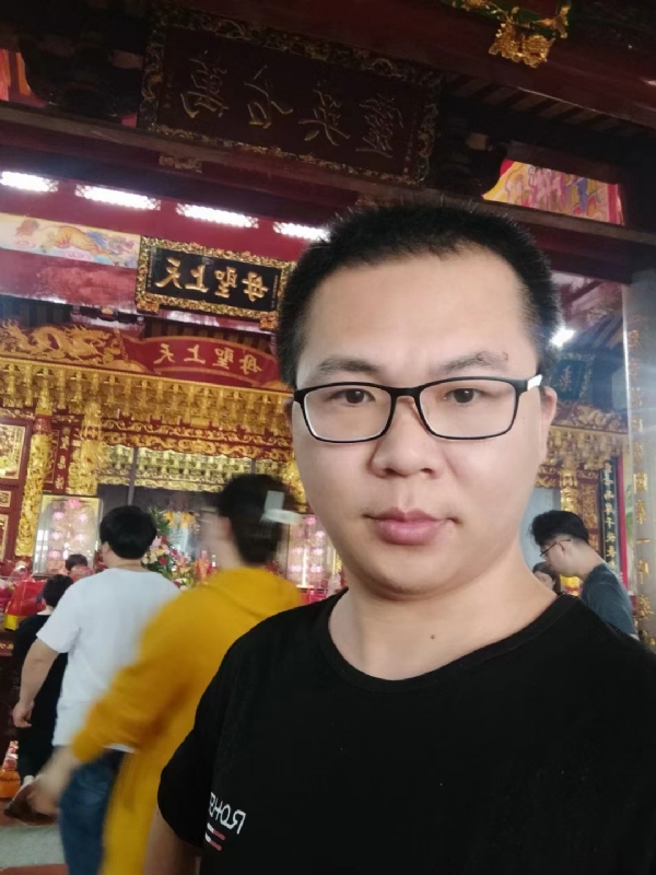 天哥的第一张照片--晋江认干亲服务网